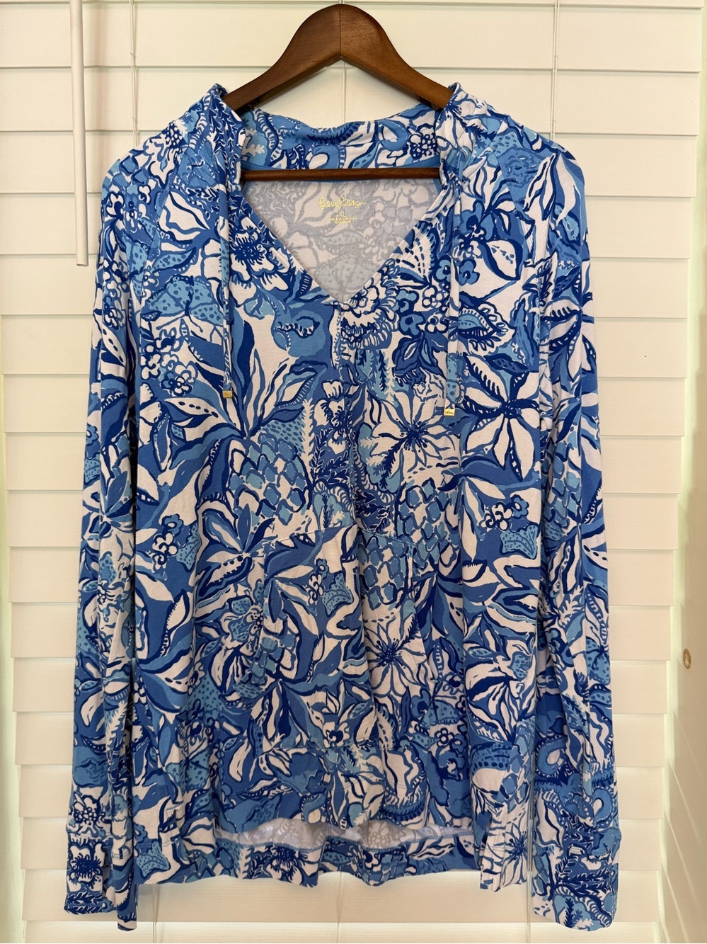 Lilly Pulitzer Luxletic Cassi Popover Blouse Coastal Preppy Trending Sweater Top